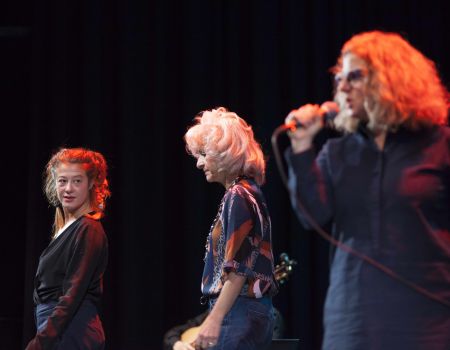 Zikaden - Ein Bühnenstück mit Musik